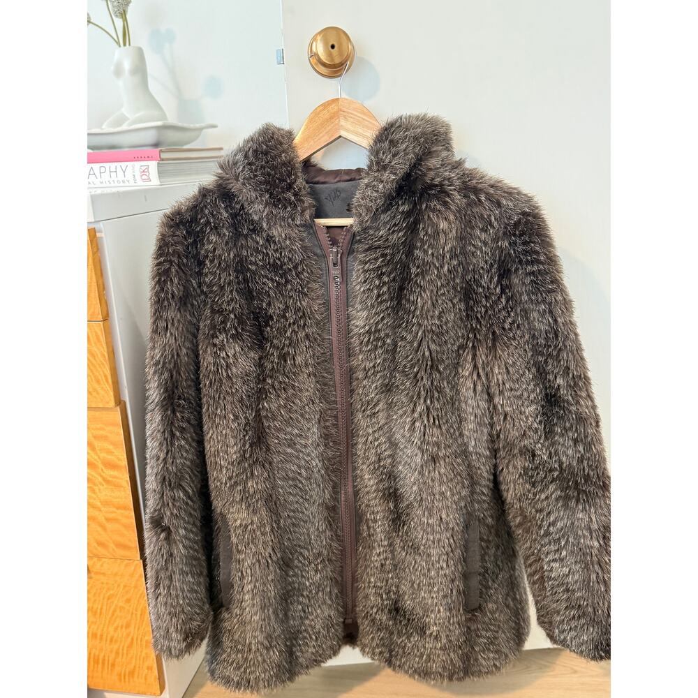 Vintage Brown Fur Hooded Coat Soft Luxe Textured Jacket ✨‎